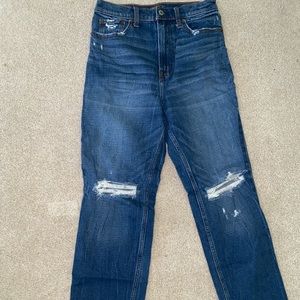 Women’s ultra high rise 90s jeans